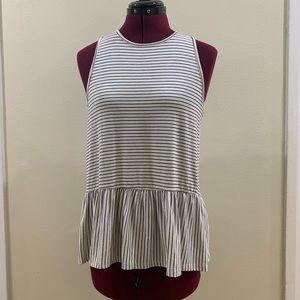 NWT Ginger G Peplum Top